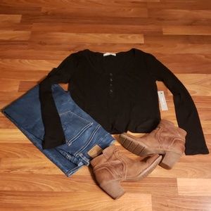 Tresics Black Henley Tee